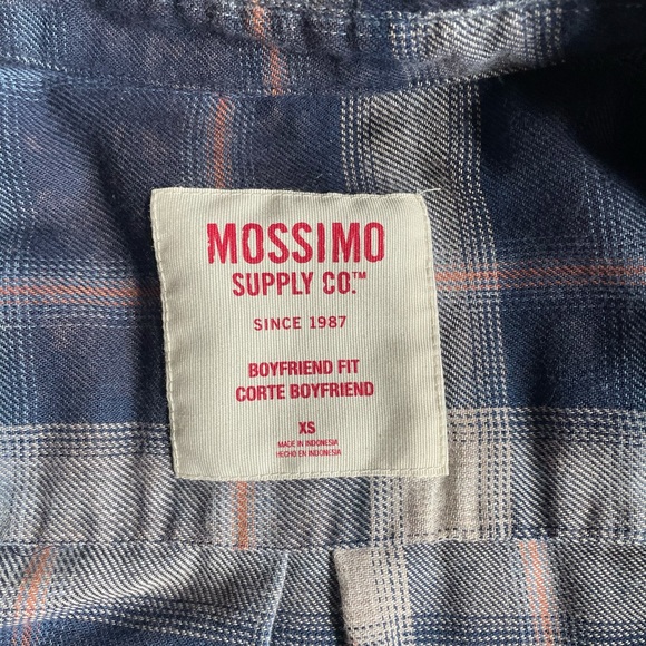 Target flannel - Picture 3 of 3